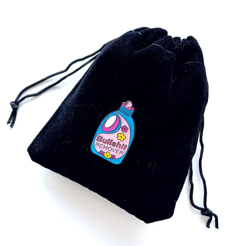 3/$15😉- “Bullshi_t Remover” Detergent Bottle Pin for Clothes/Accessories/Gifts - Picture 1 of 3